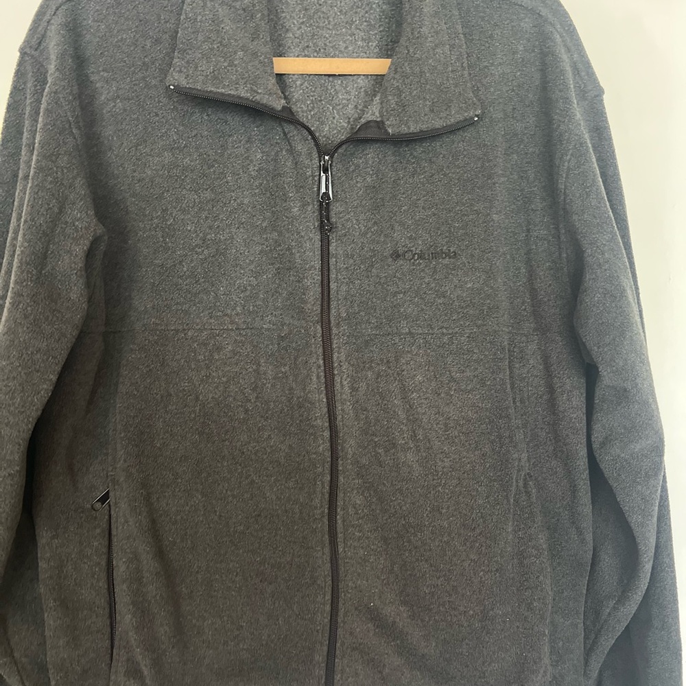 Columbia Fleece Jacket Size L (Men’s or Womens)